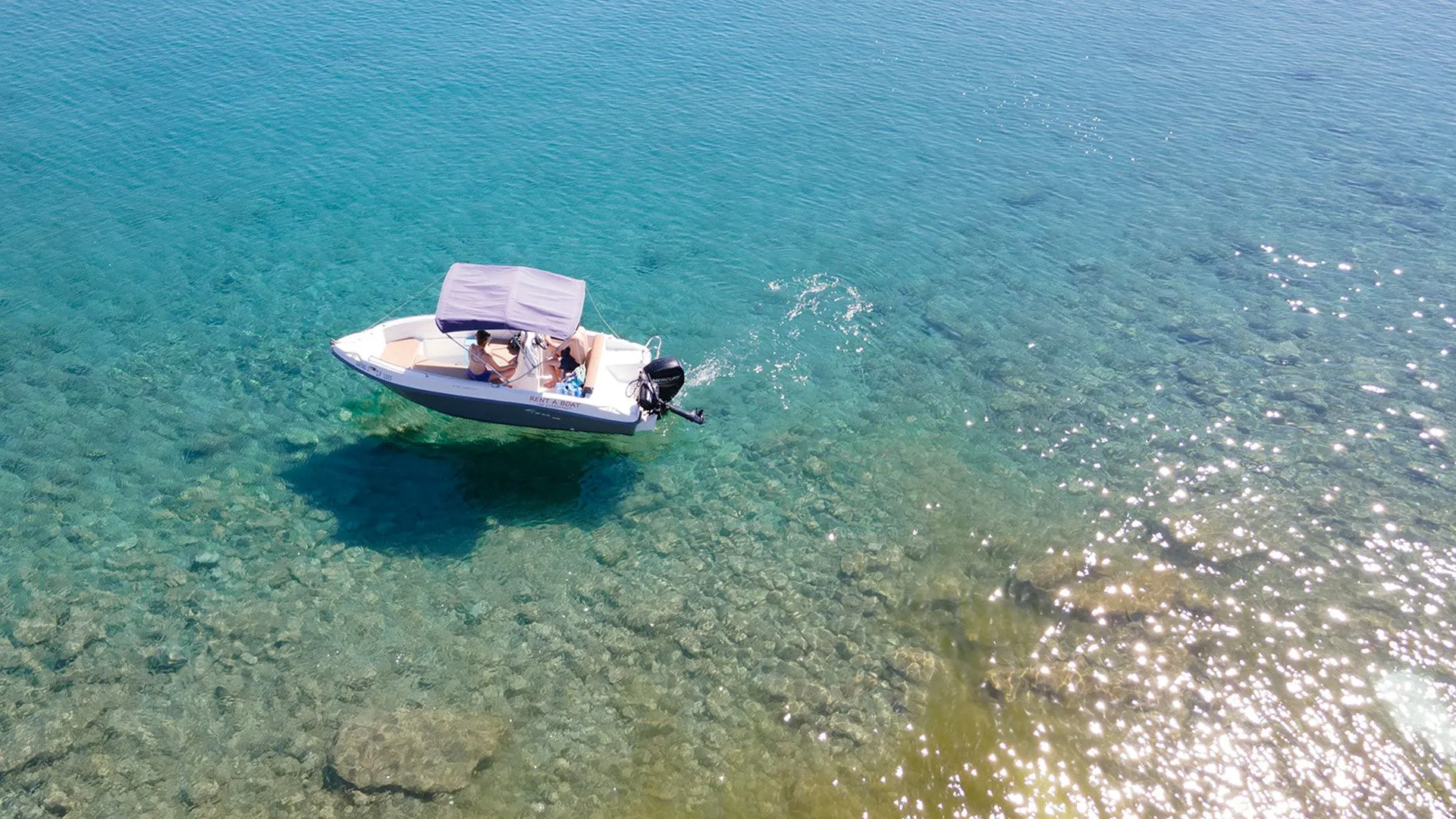 4.96m Rhodes Town Motor Boat Nireus 490 Hire