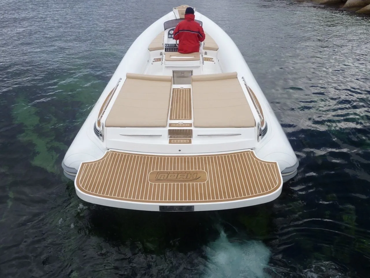 Charter a 9.4m Boat in Cagliari