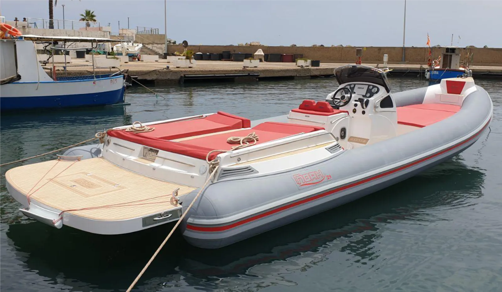 9.4m Cagliari Boat Hire