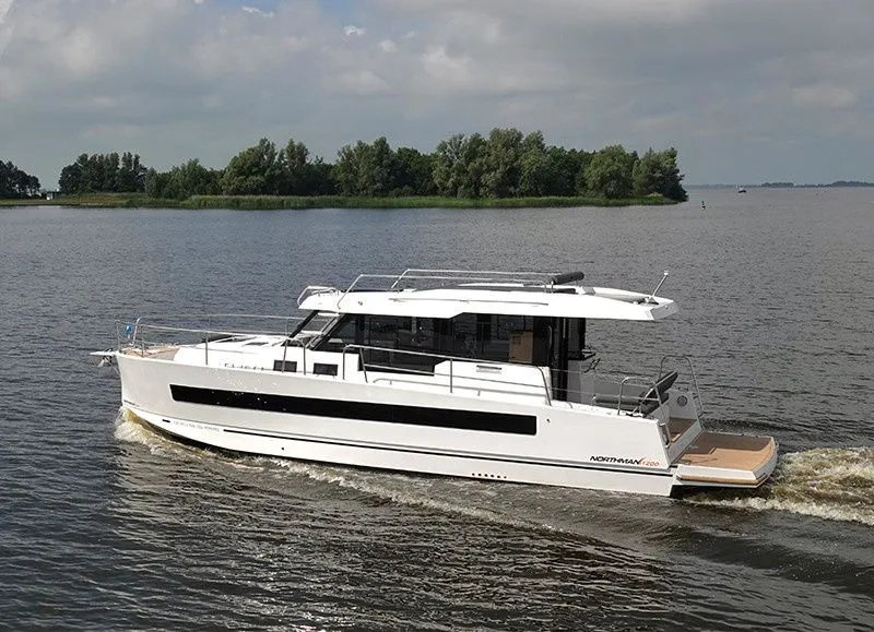 12.26m Marknesse Motor Yacht Hire