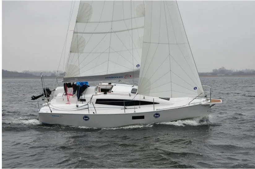 Rent a 7.62m Northman Maxus 26 Sailing Yacht in Gizycko