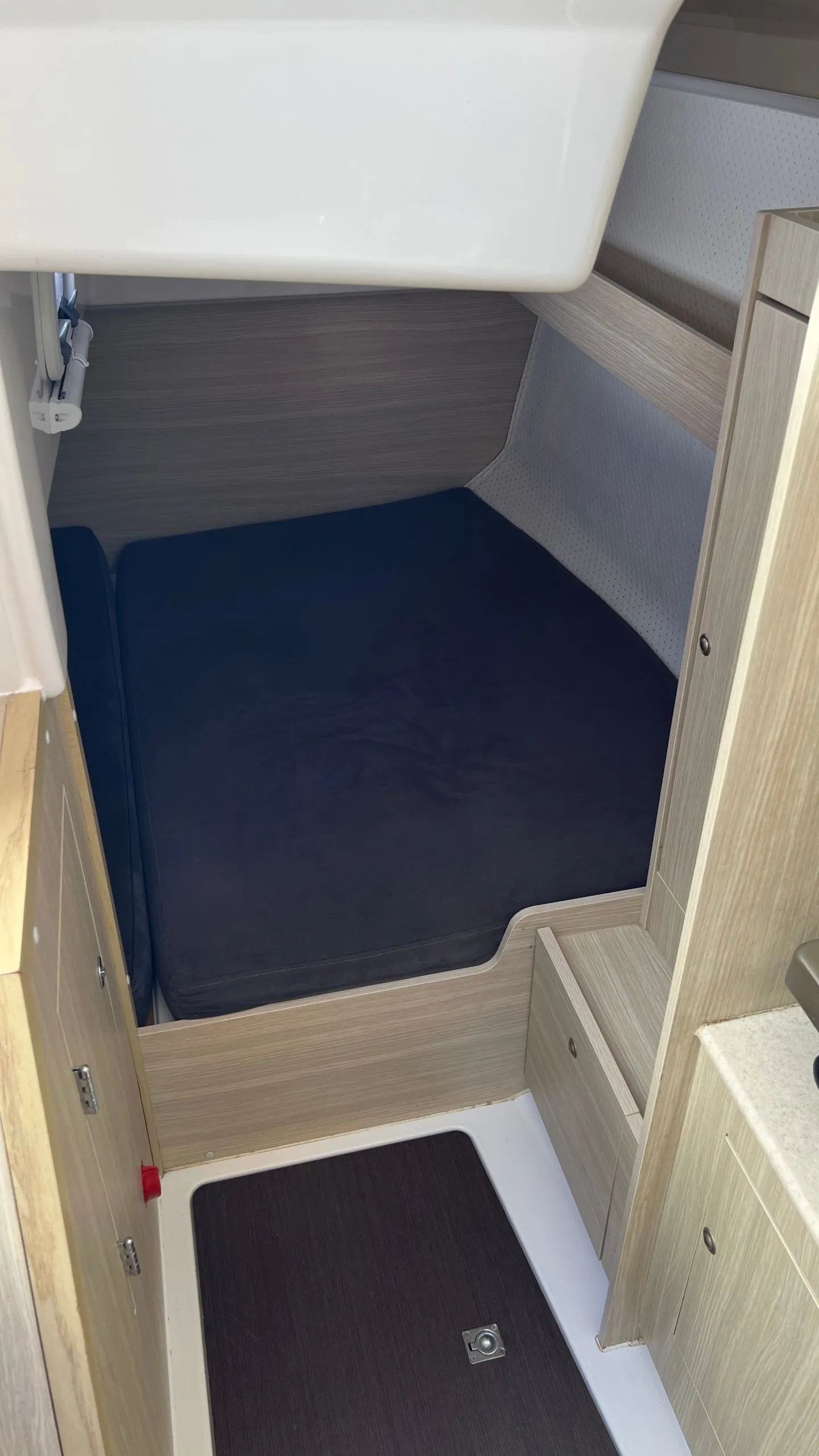 Чартер Zephyr - 3