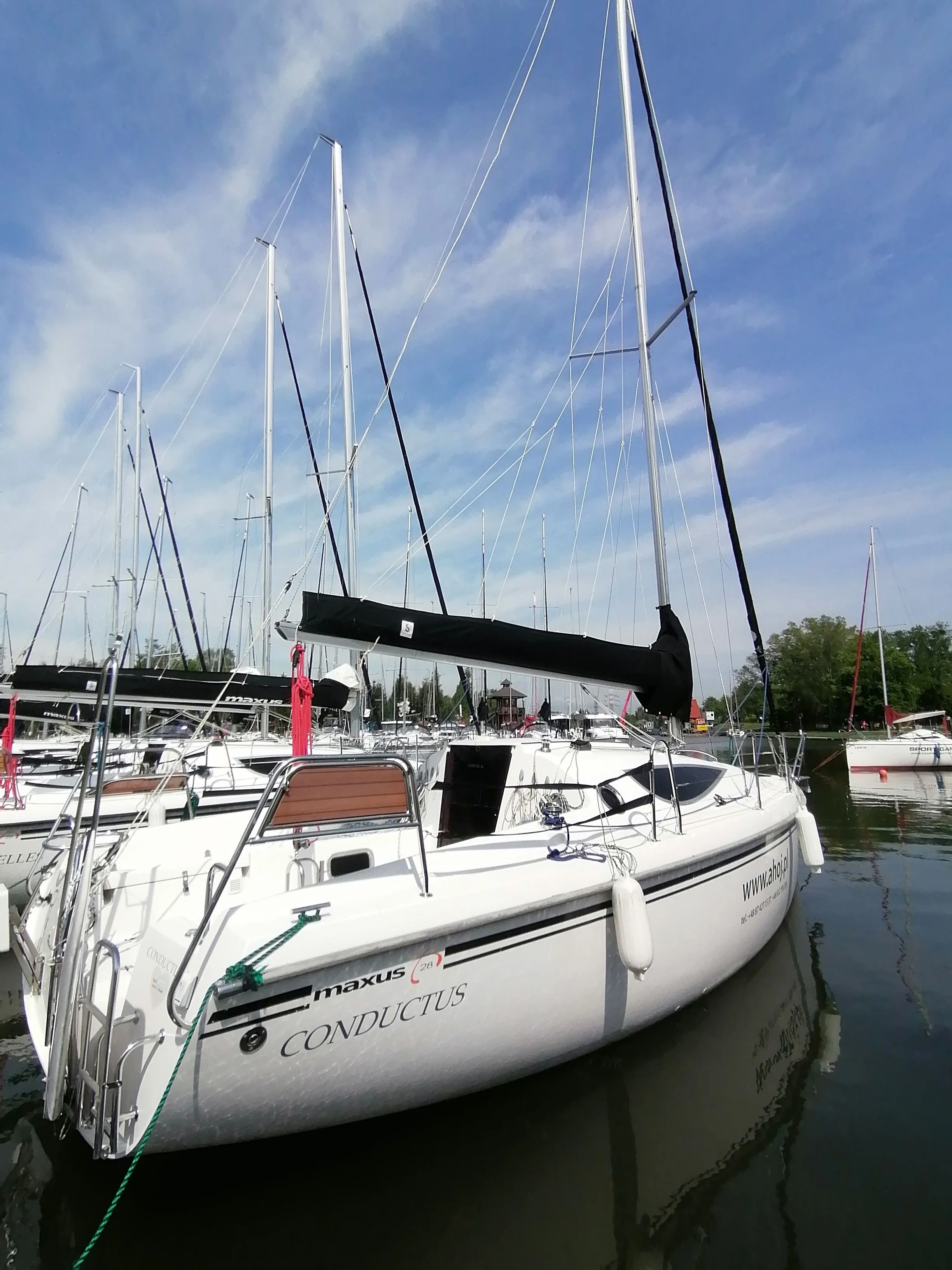 Conductus Mietboot