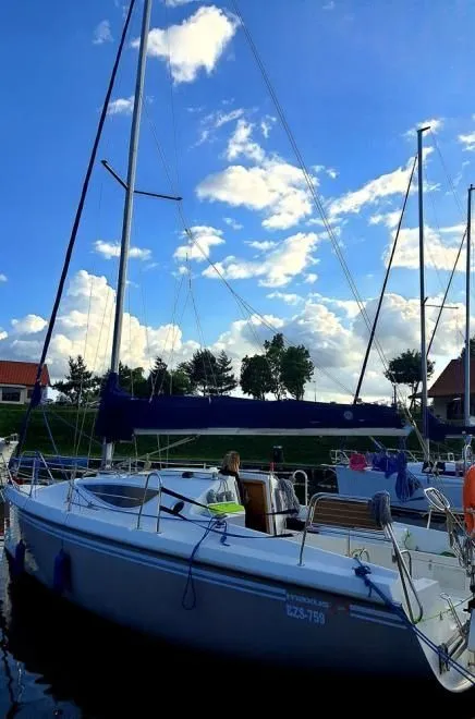 M28 Charter Boat - 4