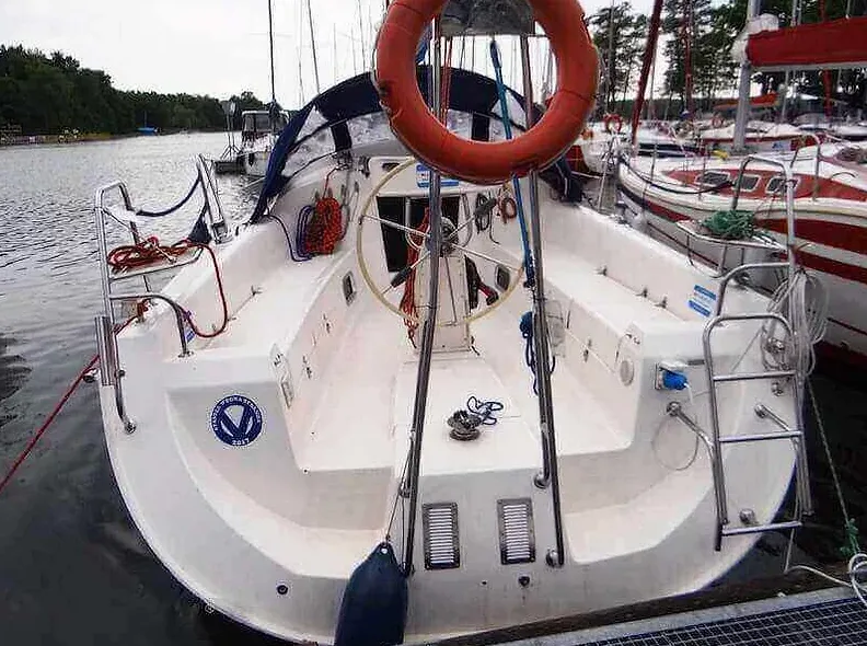 No Name Charter Boat - 4