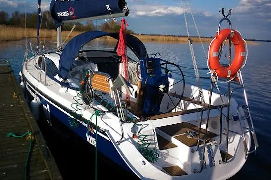 Charter a 9.95m Northman Maxus 33.1 Sailing Yacht in Wilkasy