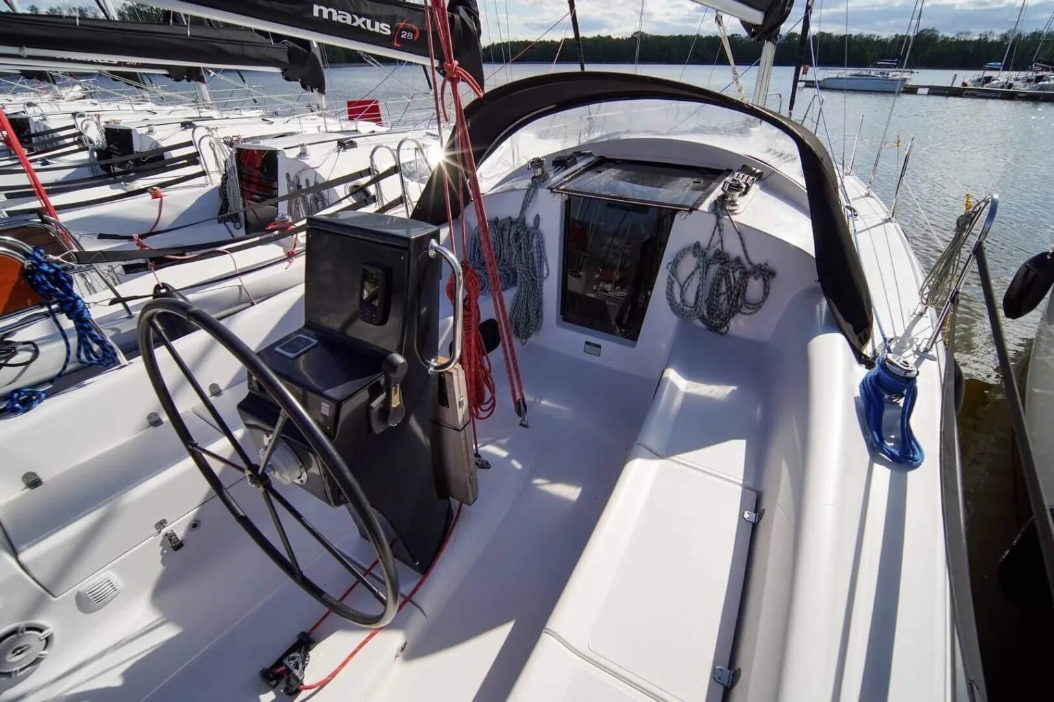 9.95m Węgorzewo Northman Maxus 33.1 Sailing Yacht Hire