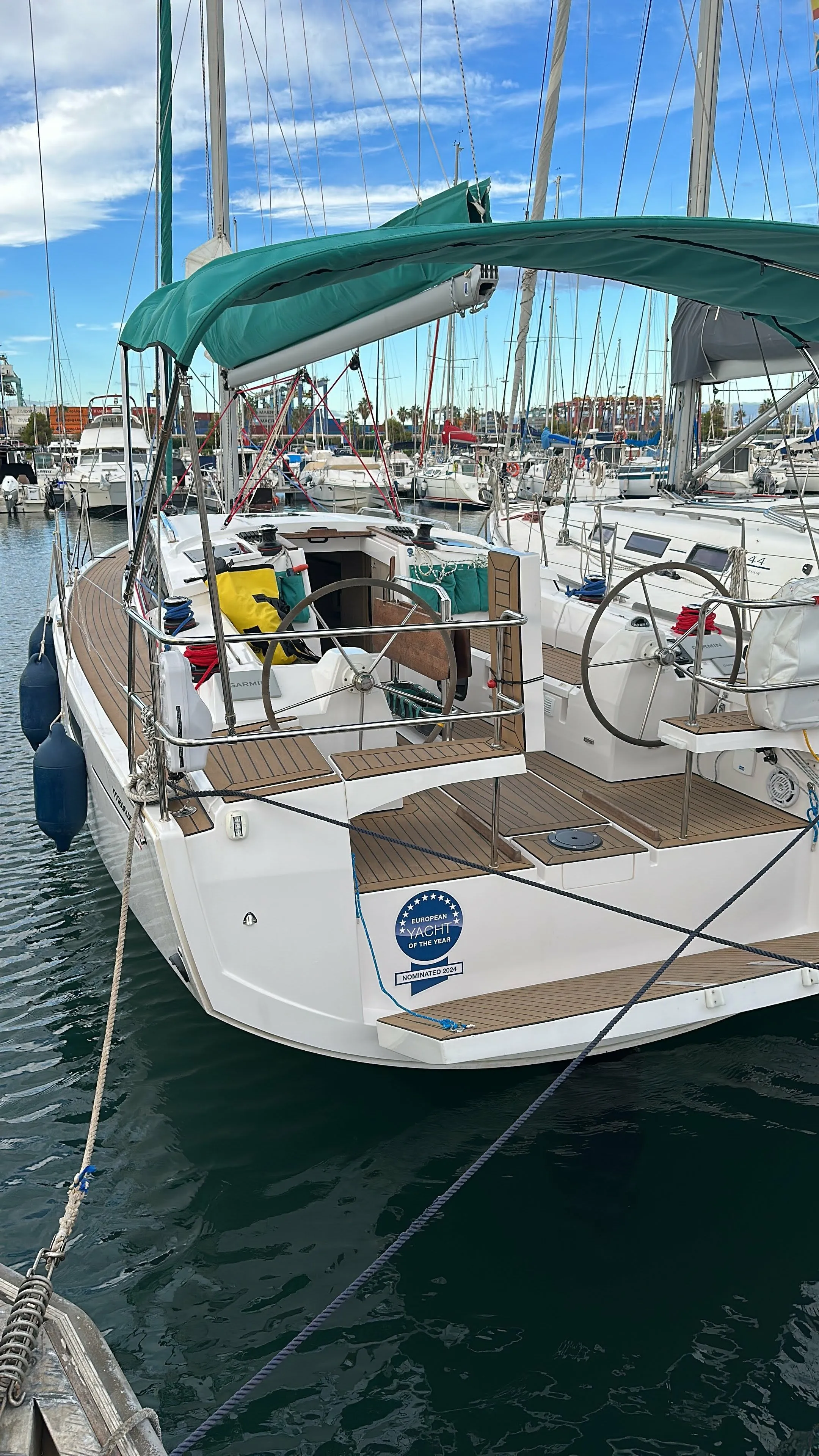 Tekne - Valencia 10.68m Yelkenli Yat Kiralık