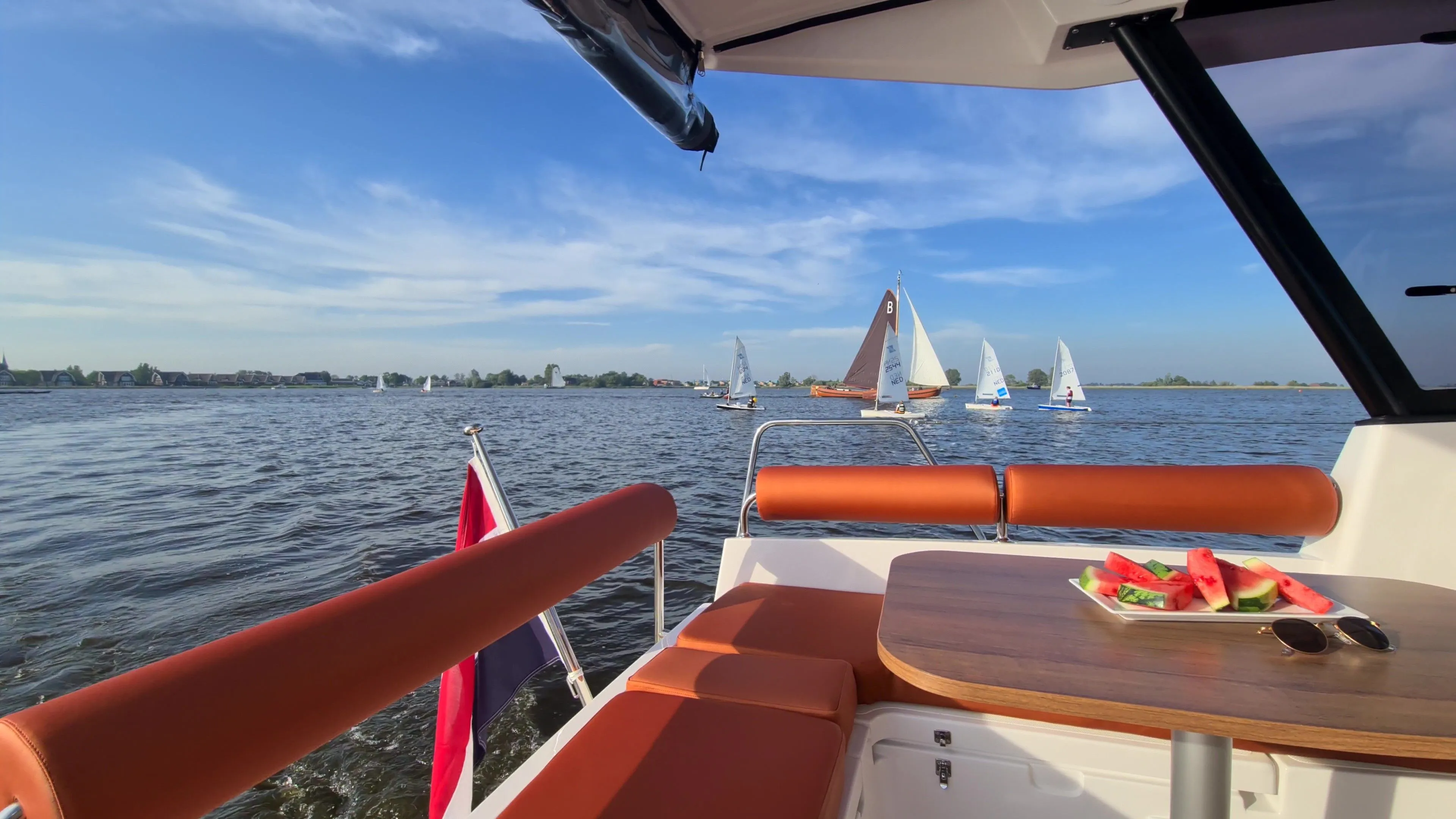 8.7m Marknesse House Boat Hire