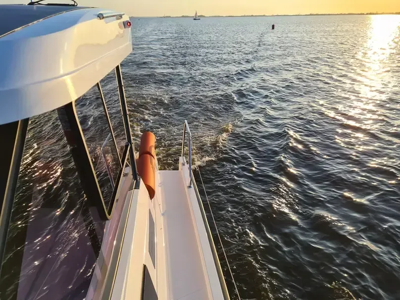 White Pearl Charter Boat
