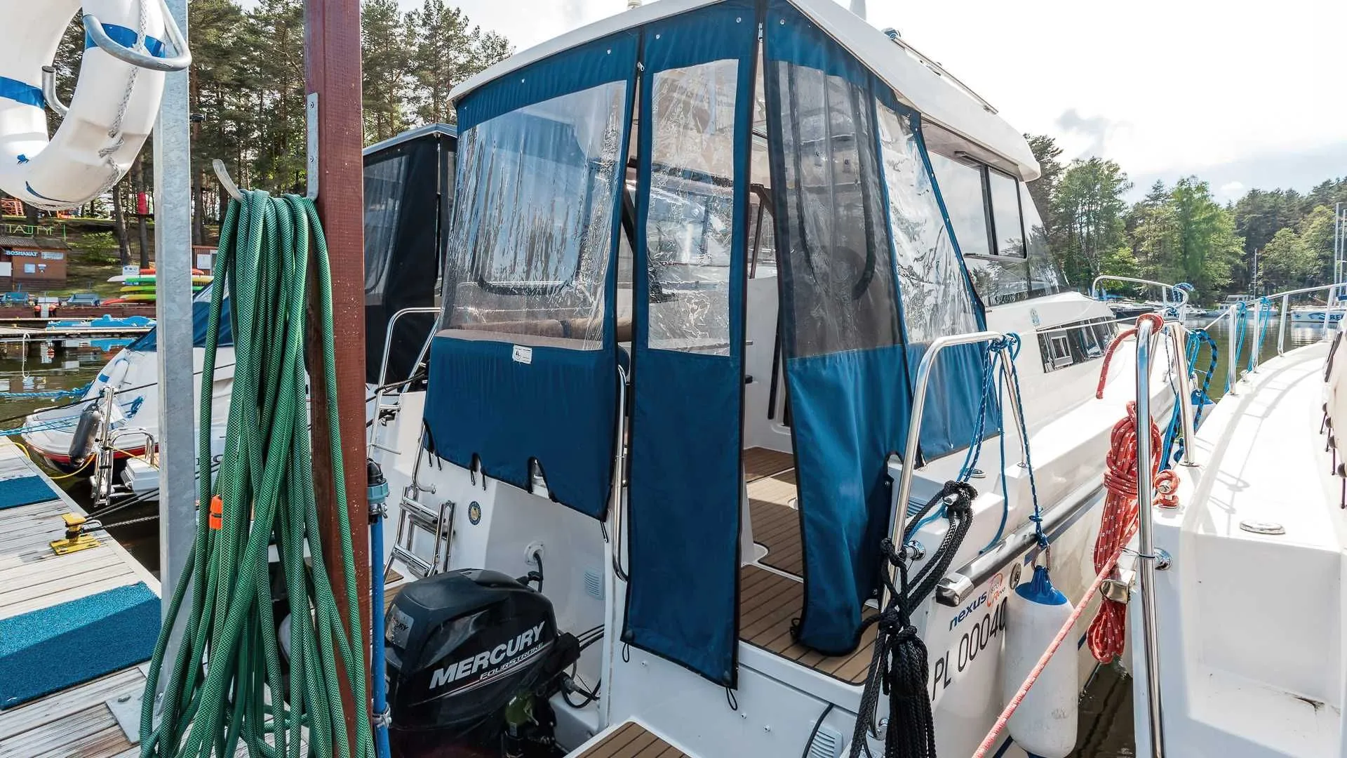 Zuzia Charter Boat