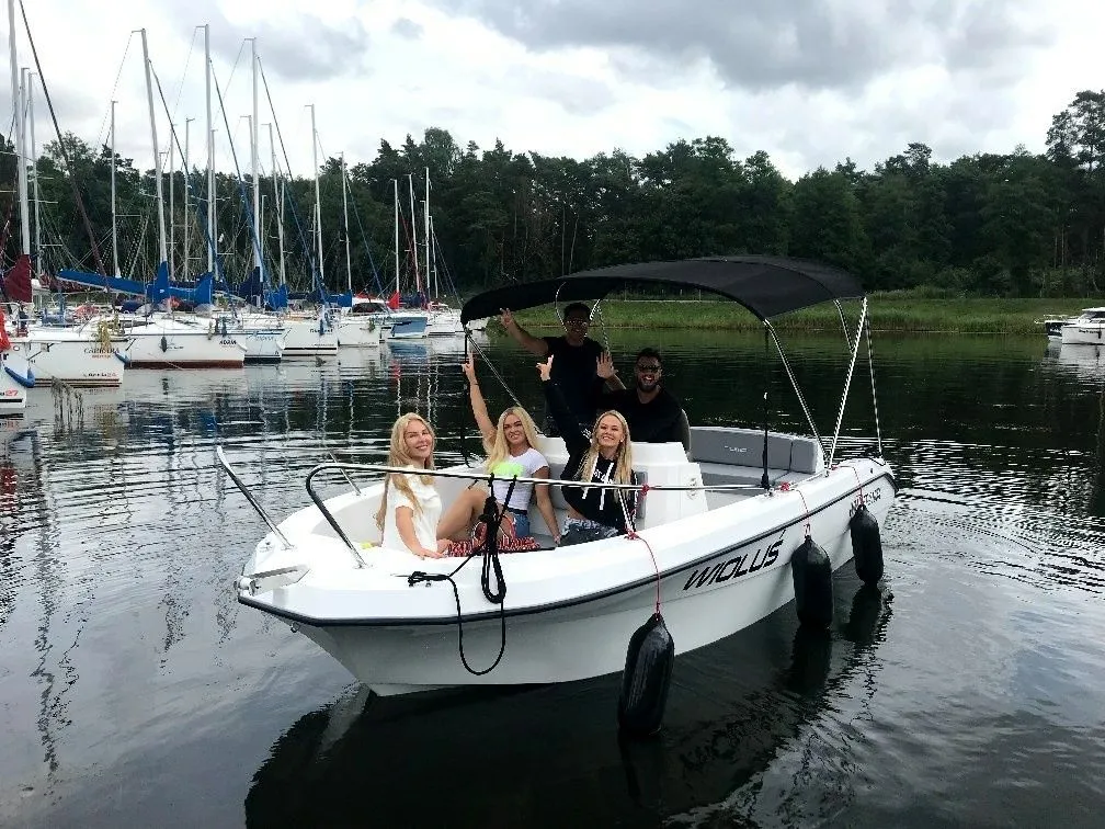 Lilus Charter Boat