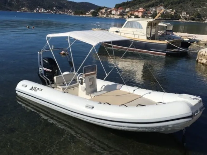 Explore Marina on a 5.5m Rental Motor Boat Nuova Jolly 545