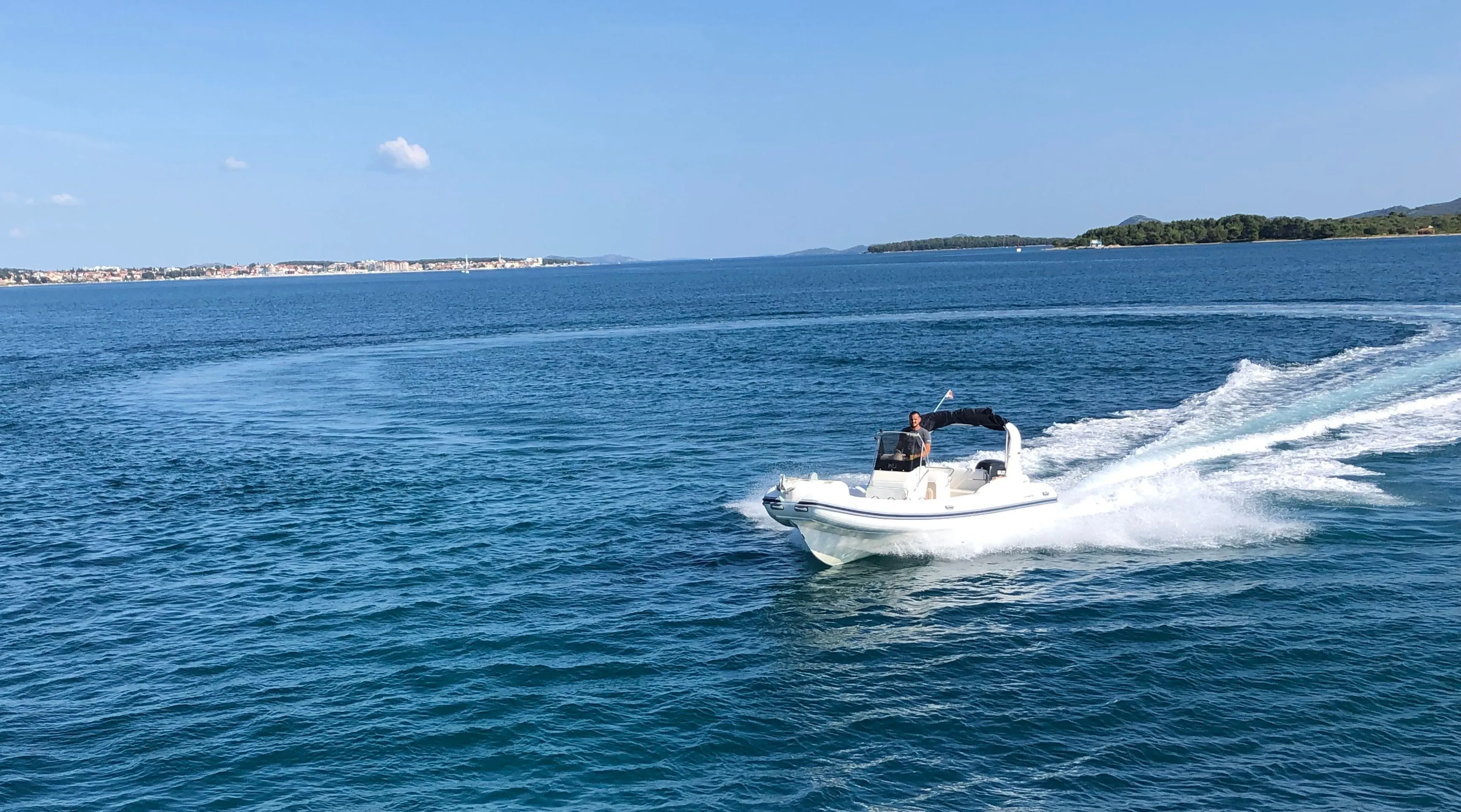 Explore Biograd na Moru on a 7.2m Nuova Jolly 720 Motor Boat Rental
