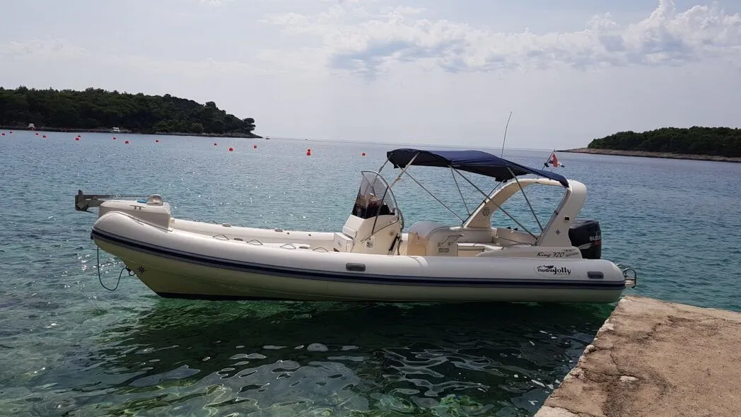 Charter a 7.2m Nuova Jolly 720 in Mali Losinj