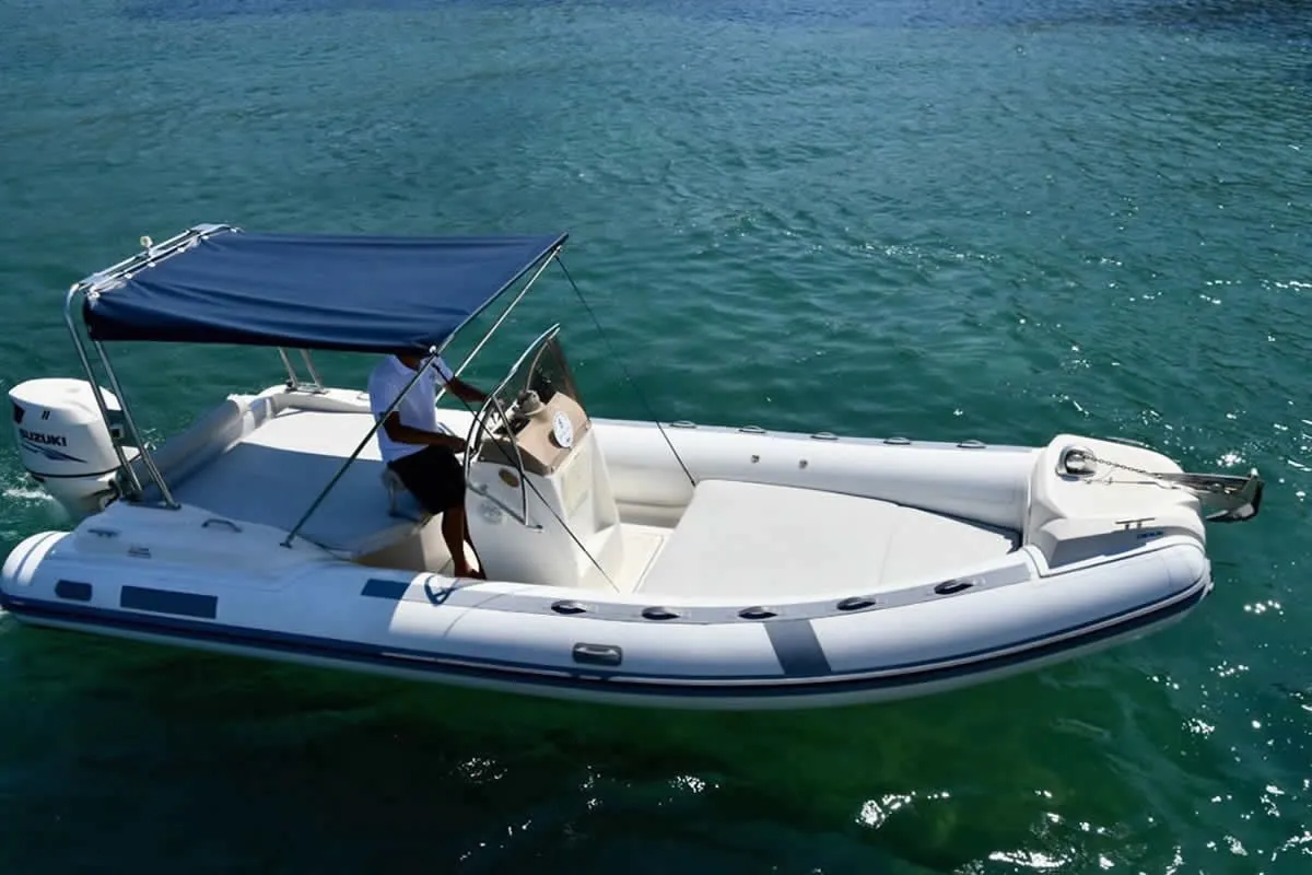 No Name Charter Boat