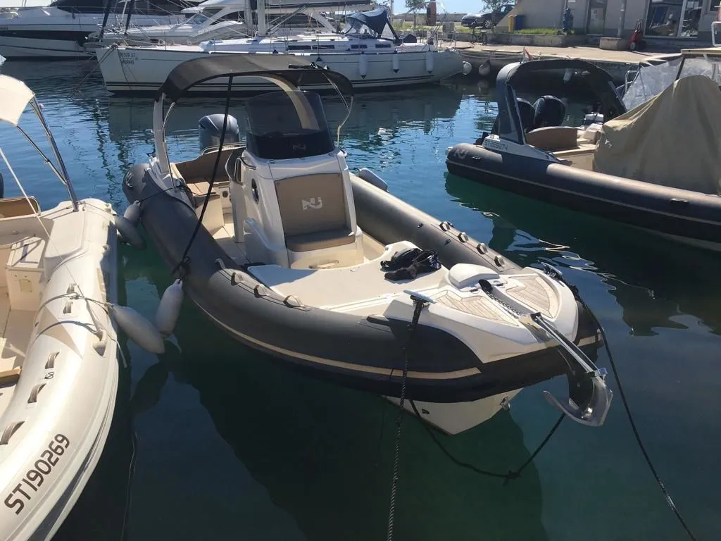 Explore Biograd na Moru on a 7.8m Rental Nuova Jolly Prince 25