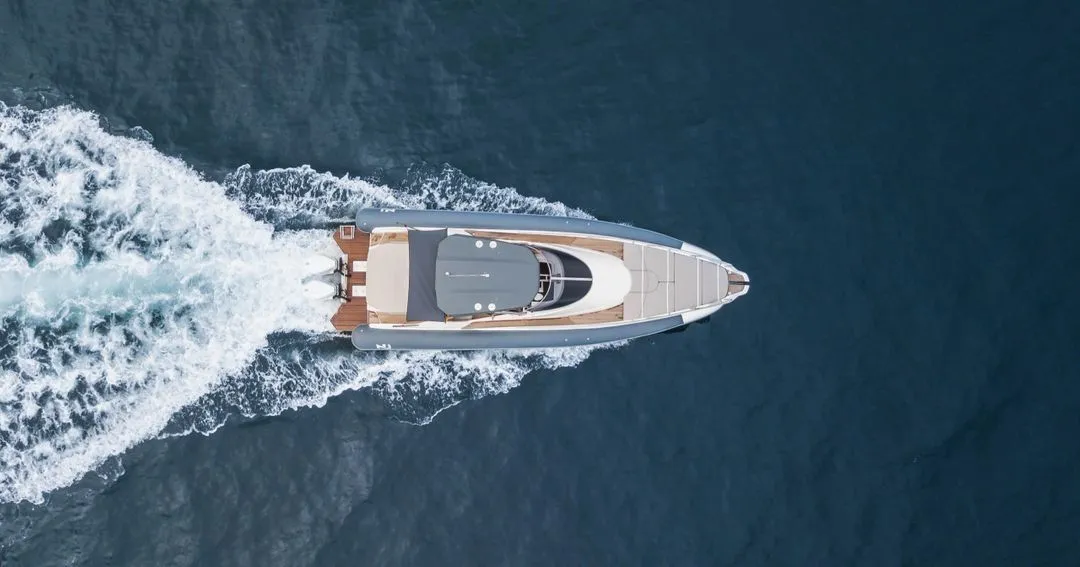 Dos Charter Boat
