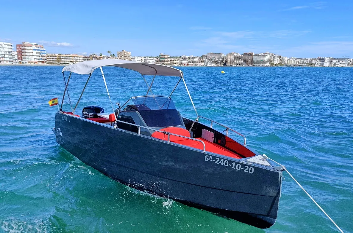 Charter a 6.6m Boat in Santa Pola