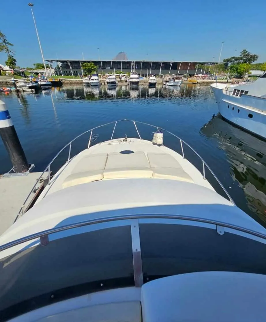 Grand RayRay Charter Boat