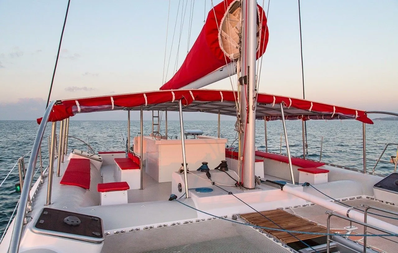Poe Nui Charter Boat