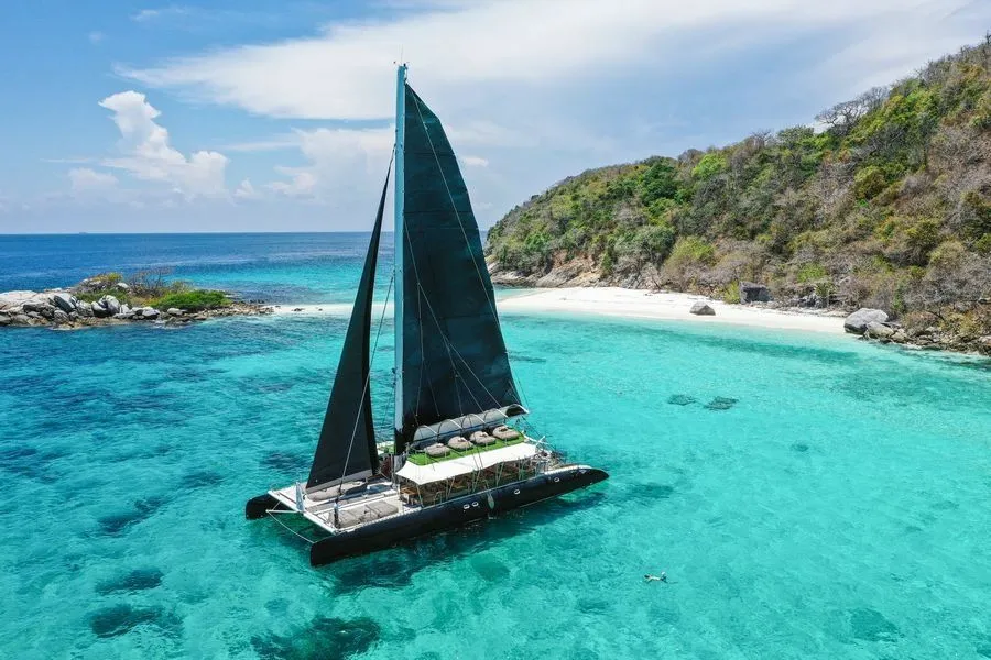 Rent a 22m Ocean Voyager 73 Catamaran in Pa Klok