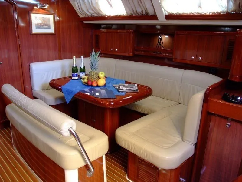Osy 5 Charter Boat - 5