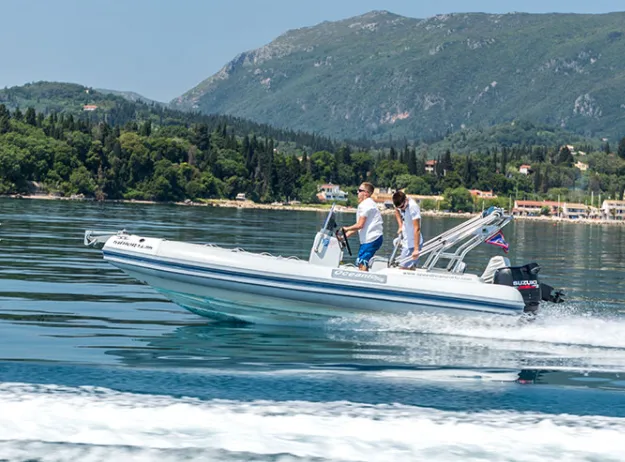 Explore Gouvia on a 6m Rental Oceanic 600
