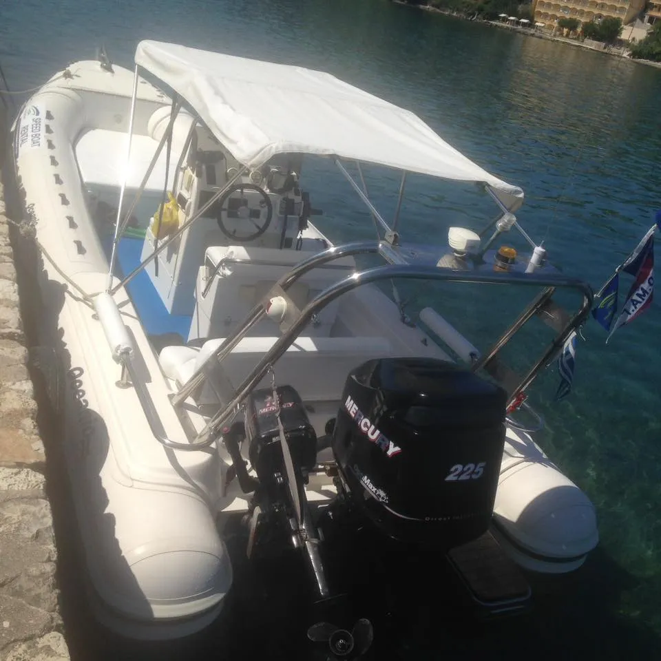 7.5m Gouvia Motor Boat Oceanic Anemos Hire