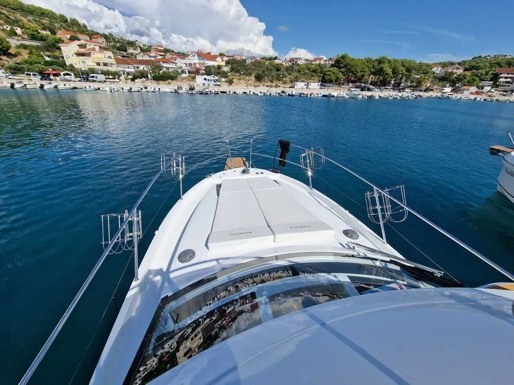 11.98m Drage Odysseya Platinum 40 Hire