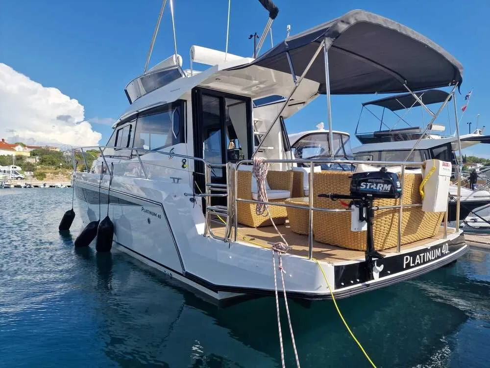 Carpe diem Charter Boat