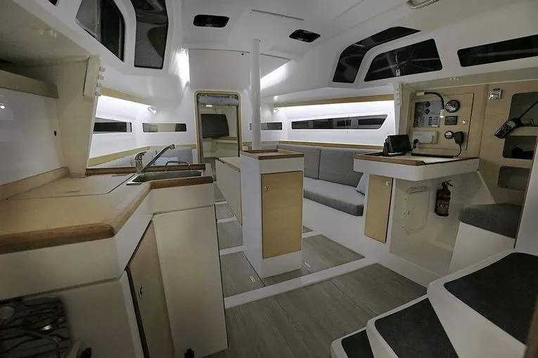 LVNP Charterboot - 5