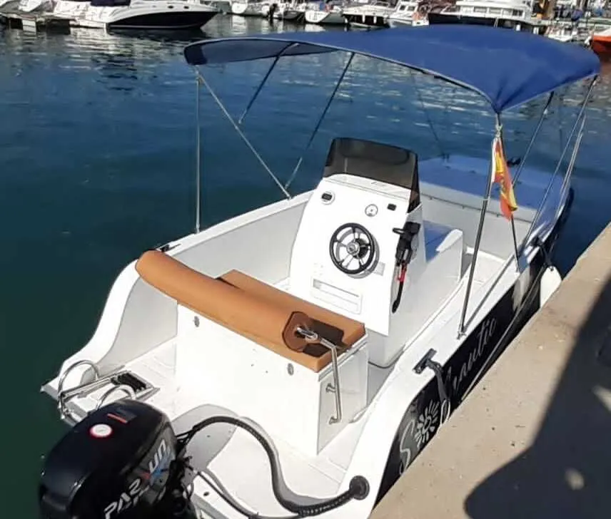 Charter a 5m Motor Boat Olbap 5 in Benalmádena