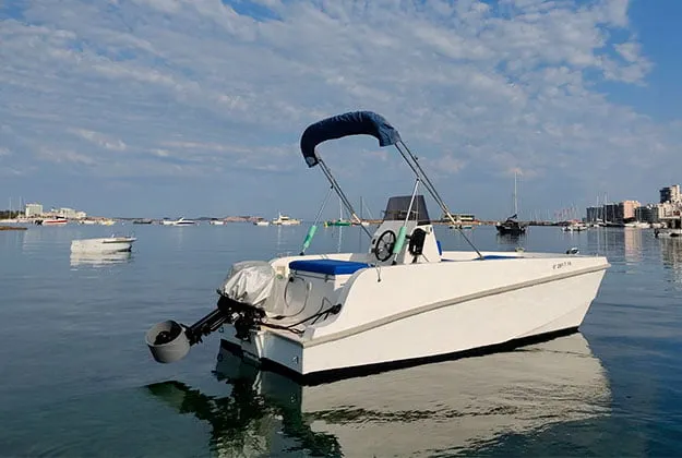 Charter a 4.9m Olbap 5 in Sant Antoni de Portmany