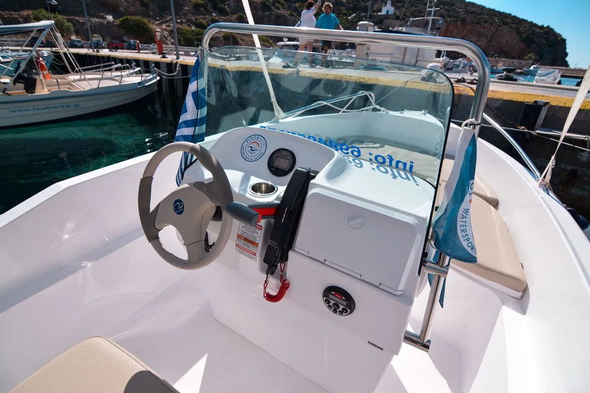 Apollonas Charter Boat