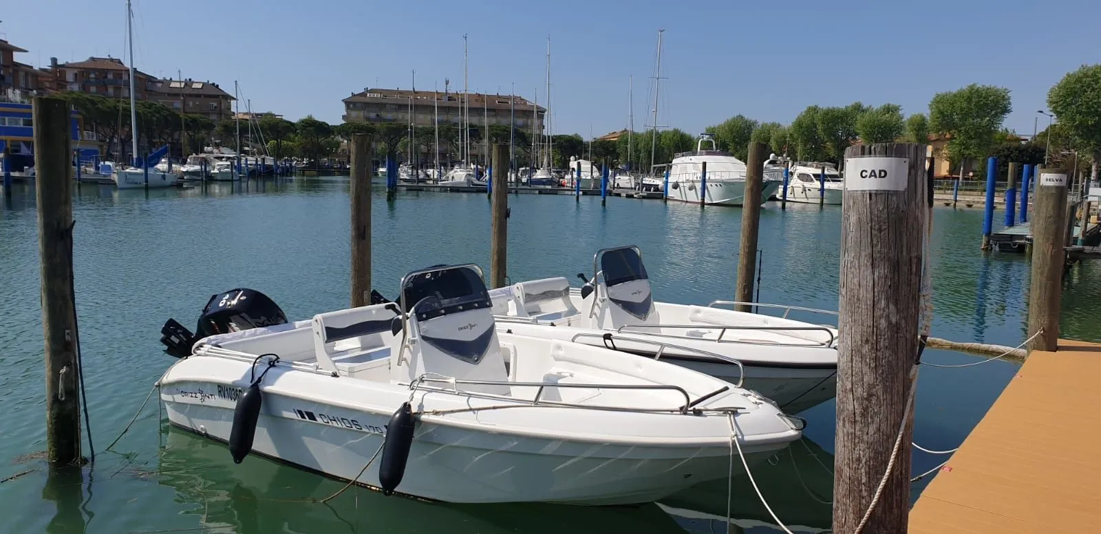 5.04m Porto Santa Margherita Motor Boat Orizzonti 170 Hire