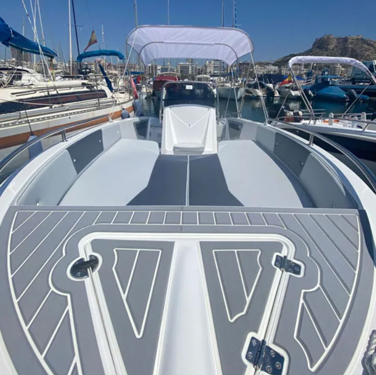 Rent a 5.99m Boat in Alicante