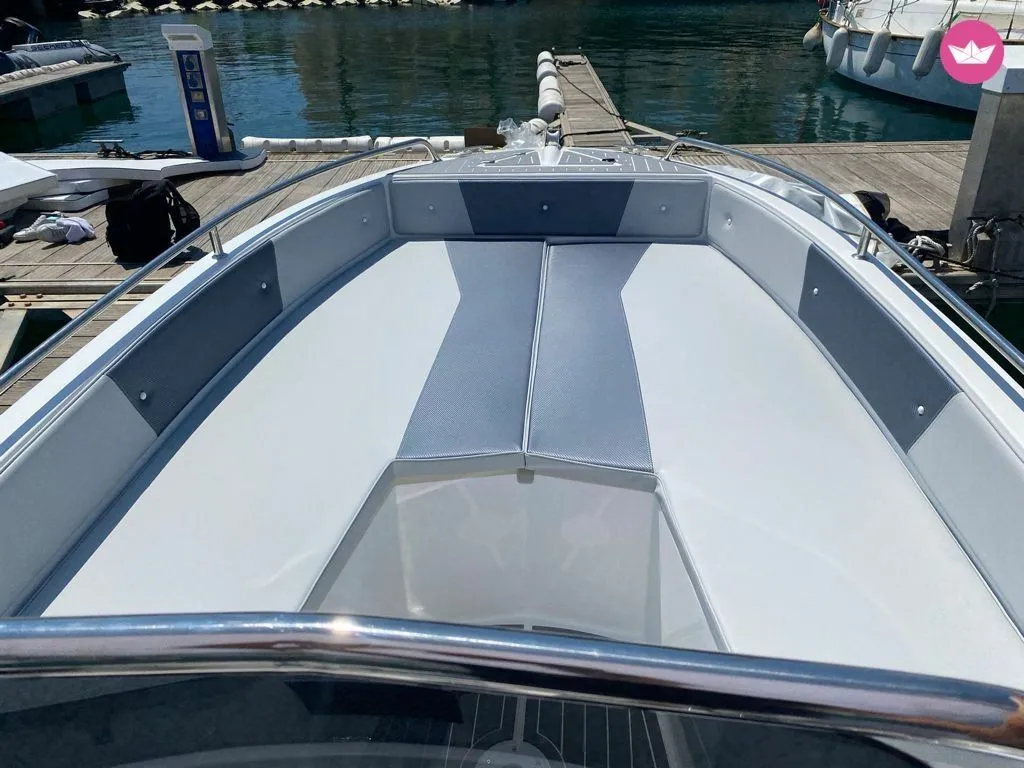 Rent a 5.99m Boat in Alicante