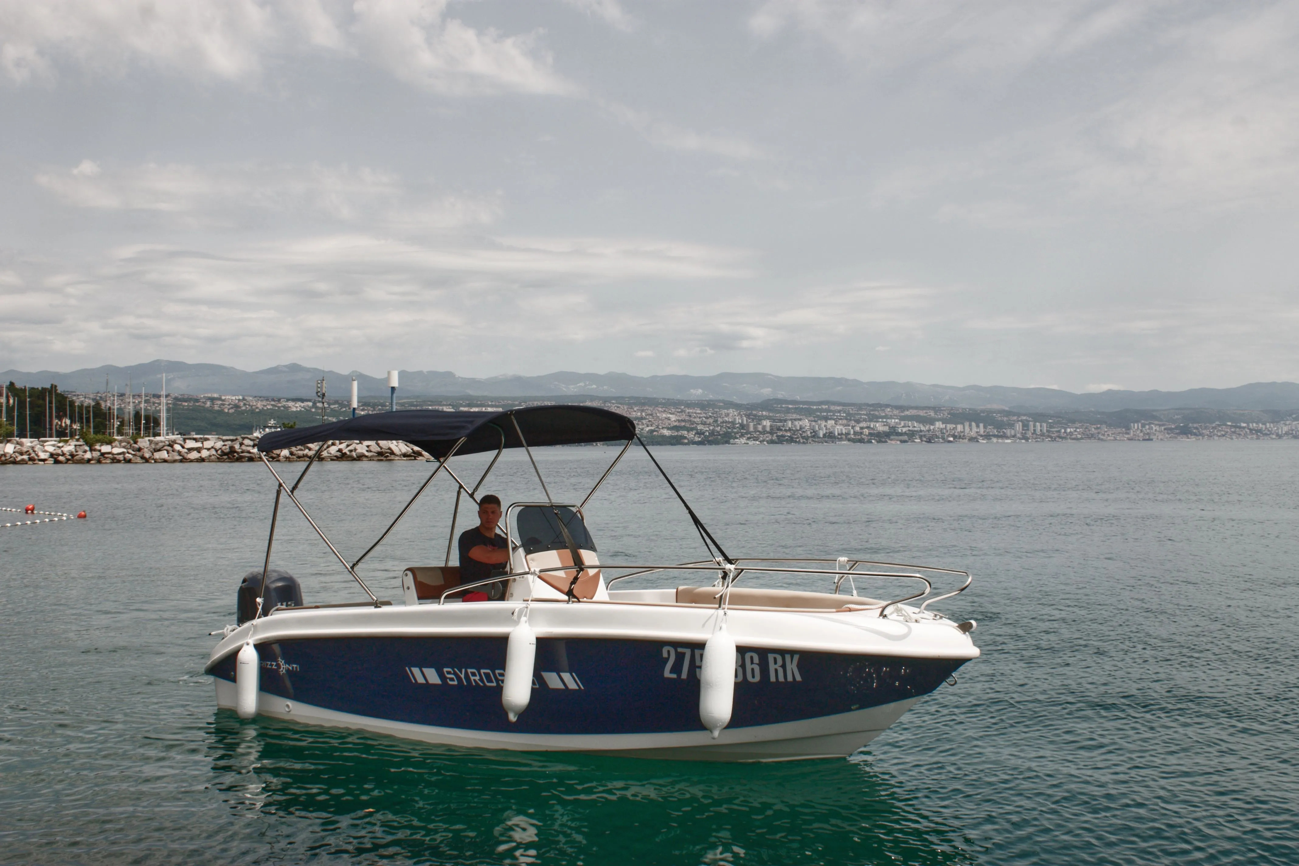 Rent a 5.55m Motor Boat Orizzonti Syros 190 in Opatija