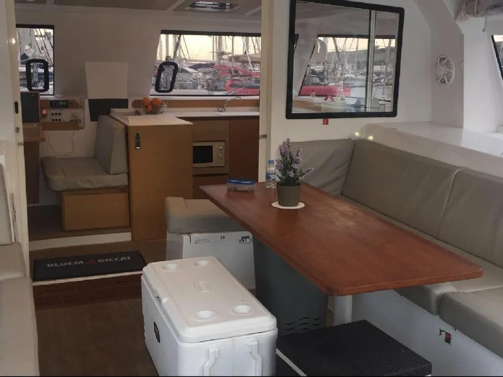 Blue Magic Cat Charter Boat