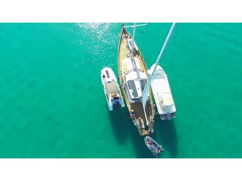 Serikal 3 Mimy Charter Boat
