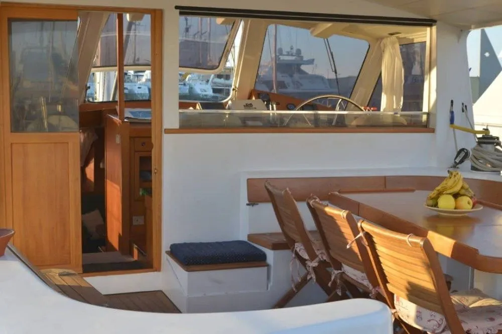 Serikal 3 Mimy Charter Boat