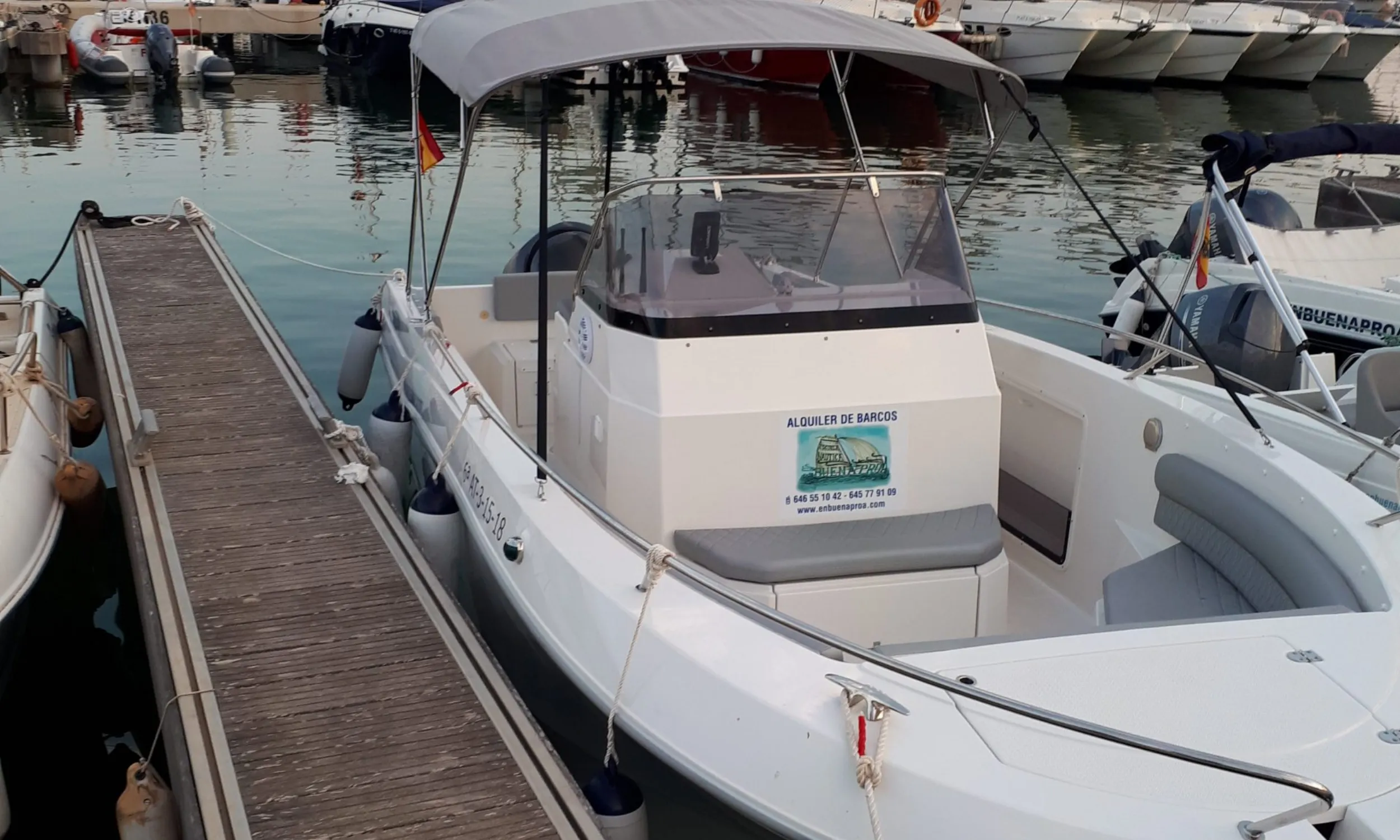 Buena Proa Charter Boat