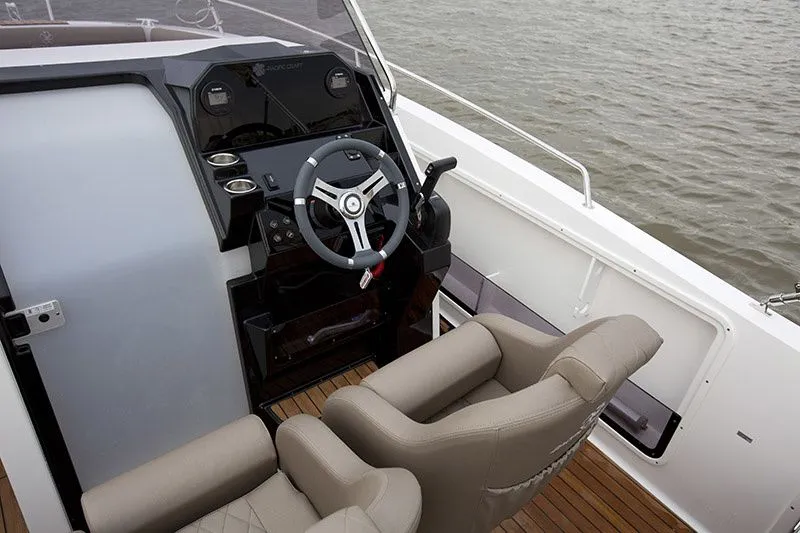 Cammon 2 Charter Boat