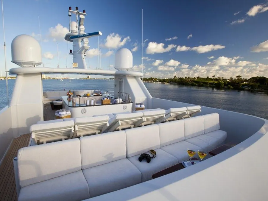 Rent a 38.1m Palmer Johnson 120 in Saint Thomas