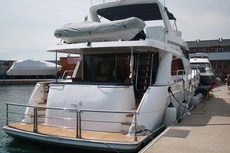 Vladivostok 19.06m Kiralık Tekne
