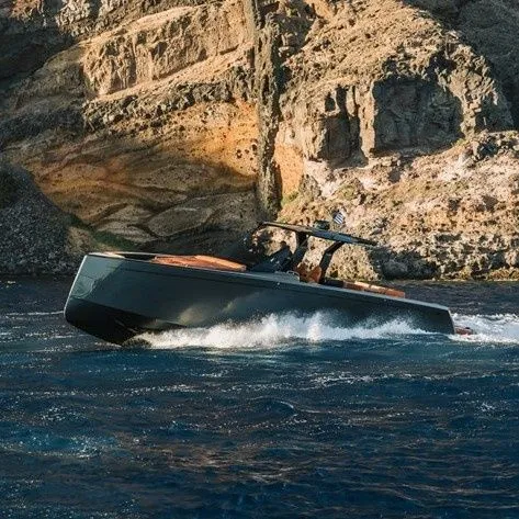 12.8m Theologos Pardo 43 Motor Yacht Hire
