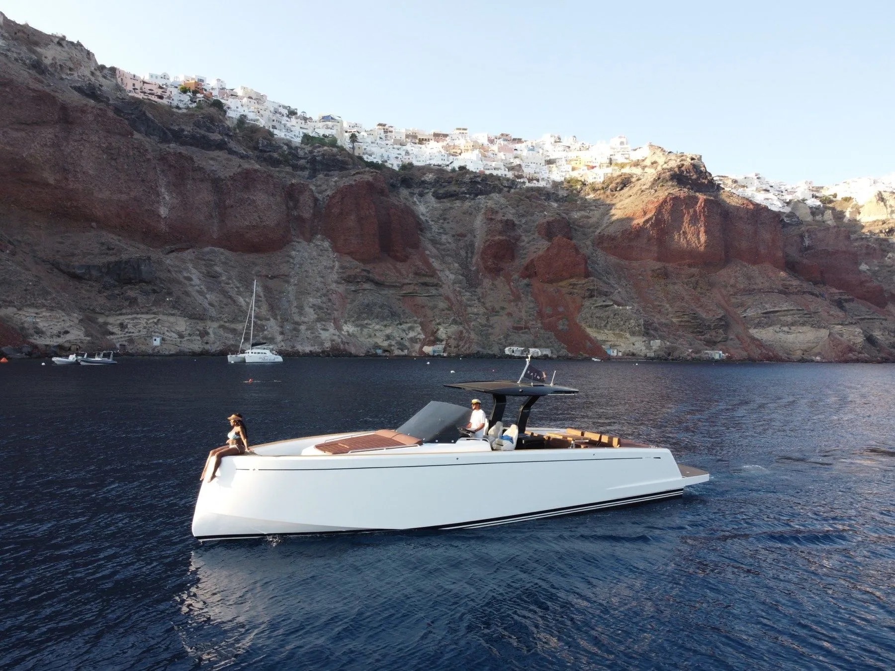 Rent a 12.8m Motor Yacht in Theologos