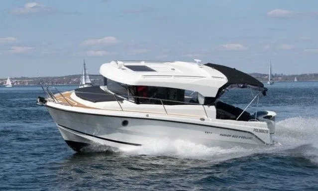 8m Bogaczewo Parker 800 Weekend Hire