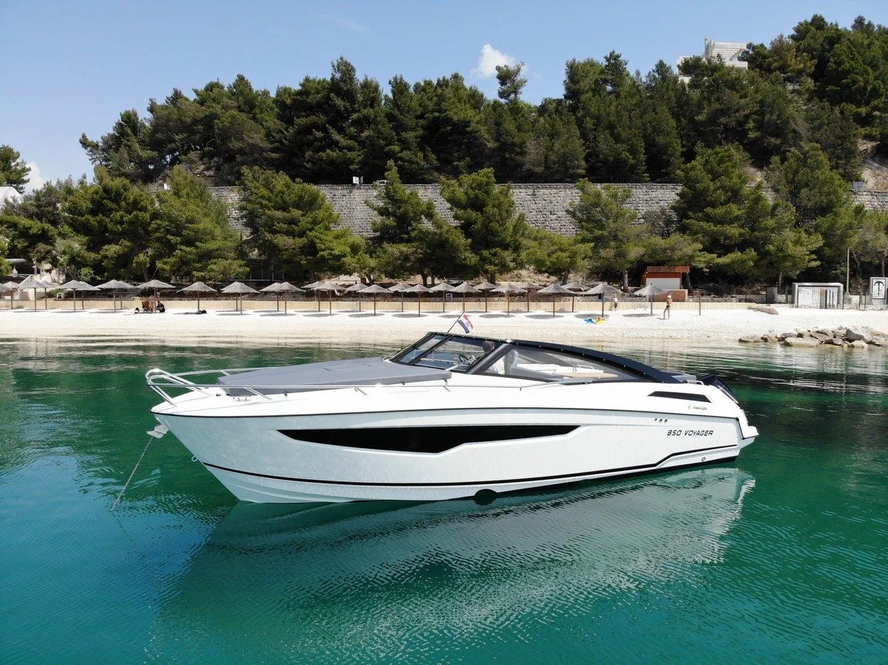 Mali T Charter Boat